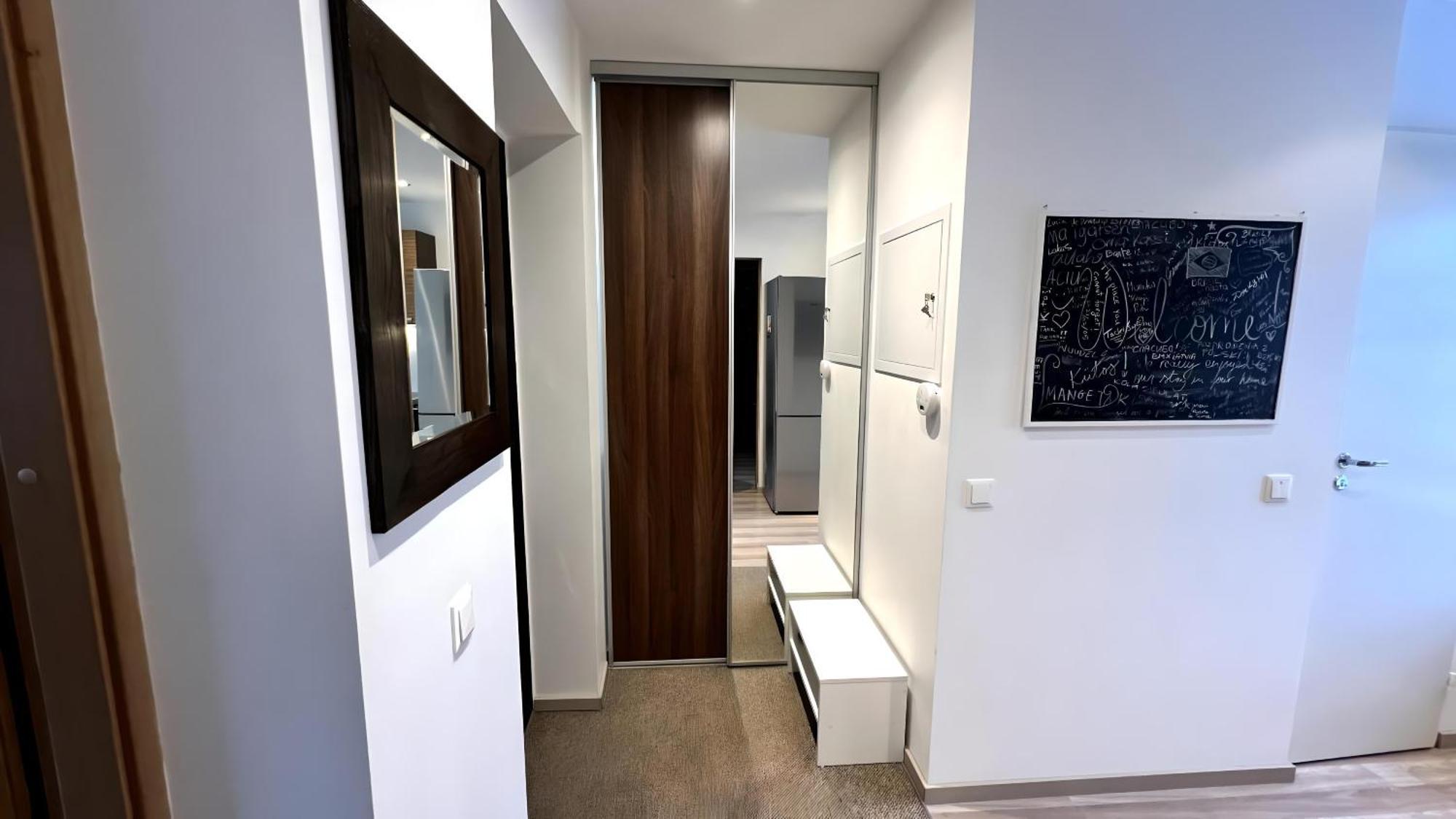 Historic Charm - Cozy Nordic Retreat In Time-Honored Residency Apartman Tallinn Kültér fotó