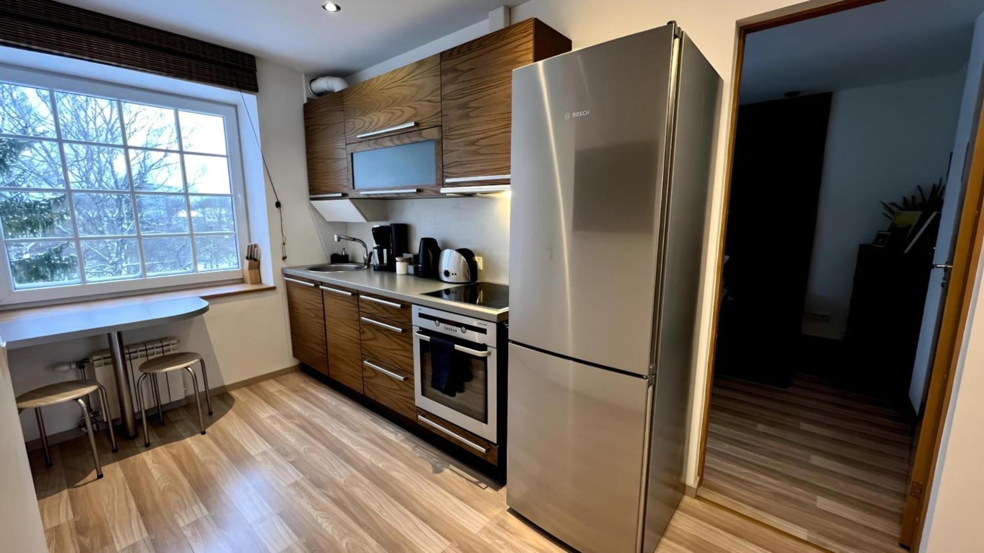 Historic Charm - Cozy Nordic Retreat In Time-Honored Residency Apartman Tallinn Kültér fotó